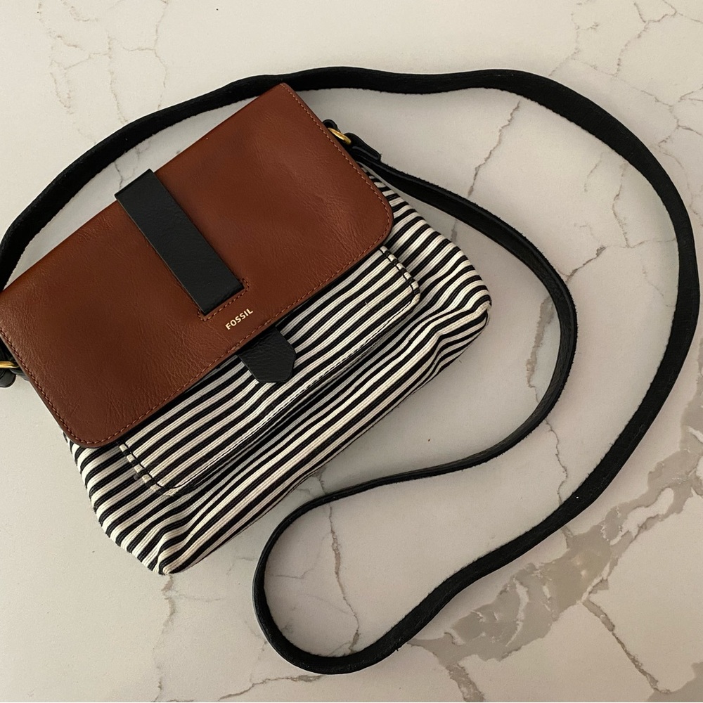 Fossil • Striped canvas and leather crossbody purse
